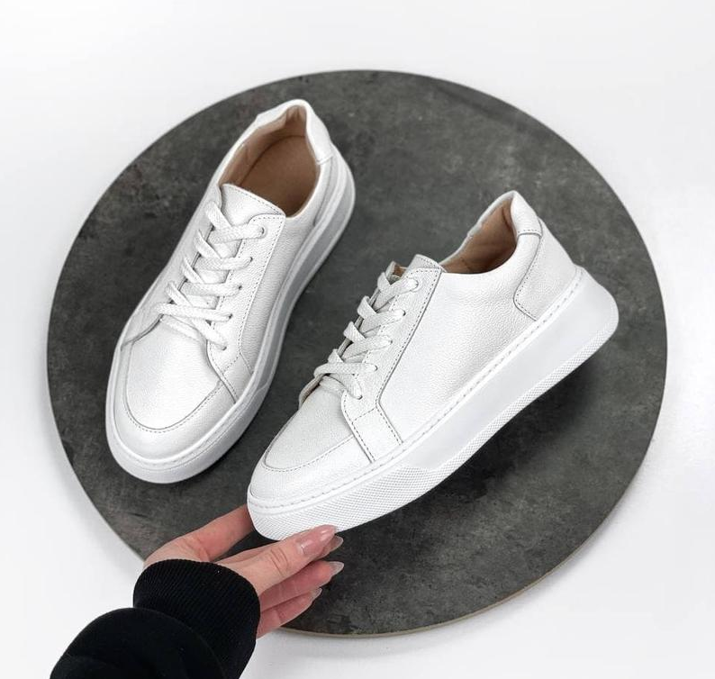 Кросівки кеди жіночі шкіряні Лакі білі розмір 37, фото 1