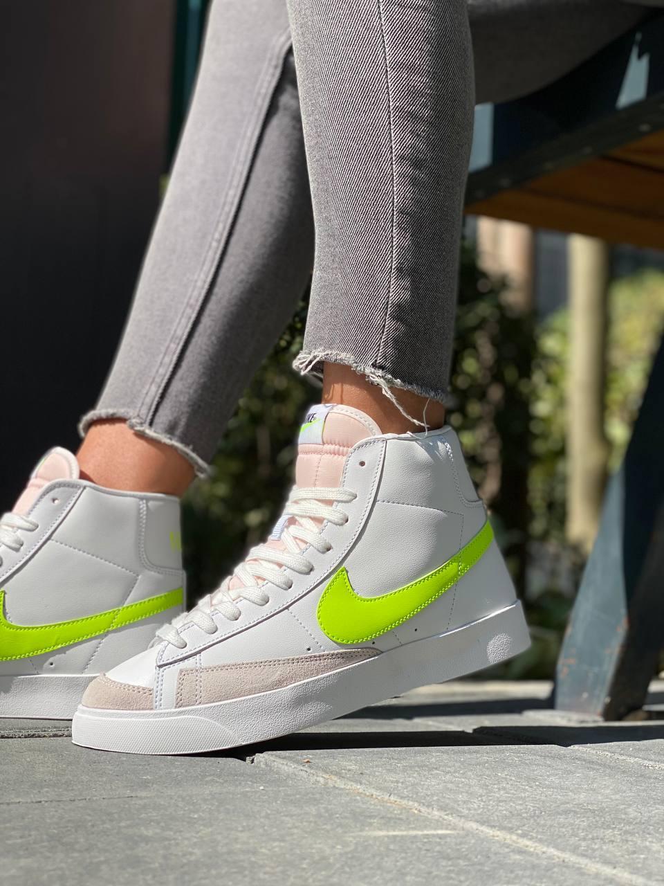 Жіночі кросівки Nike Blazer Mid 77 Vintage White Neon Green | Найк Блейзер