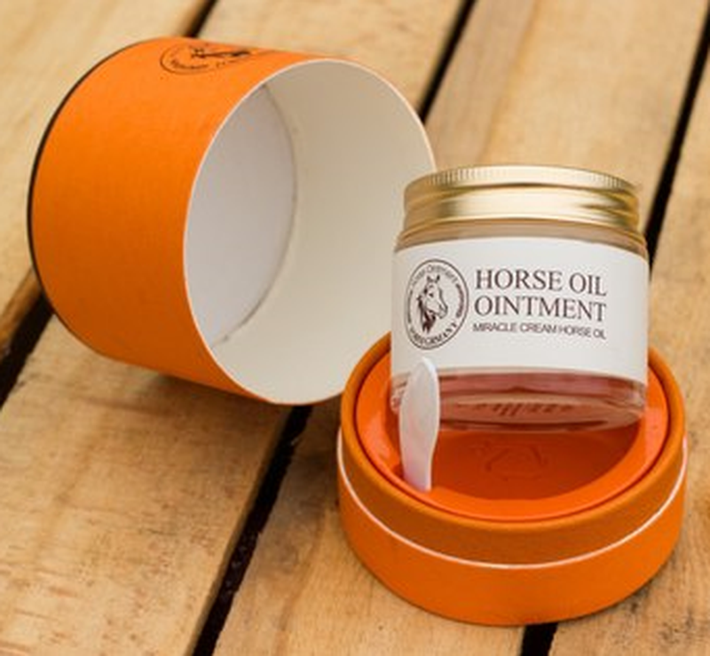 Омолаживающий крем для лица с лошадиным маслом BIOAQUA Horse Oil Ointment Miracle Cream 70