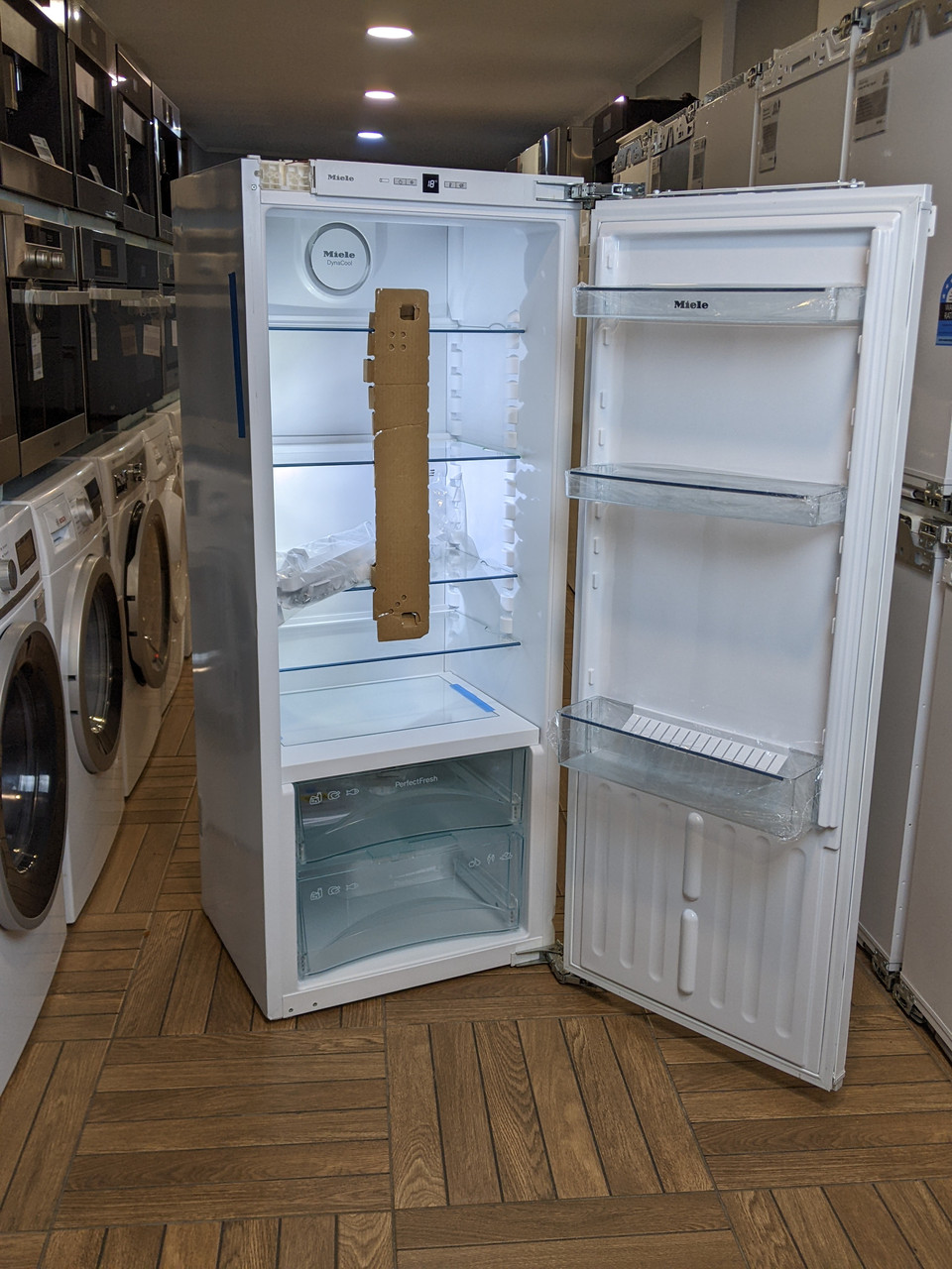 Встраиваемый холодильник Miele K 35272 iD