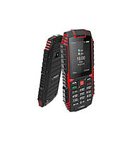 Телефон кнопковий захищений з акумулятором великої ємності і ліхтариком на 2 sim Sigma Dt 68 Black-red