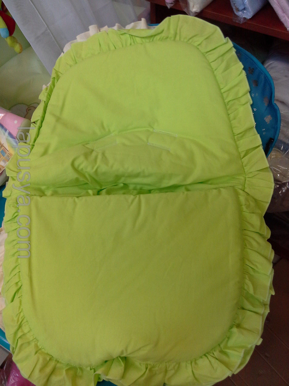 Конверт Tuttolina в автокрісло.