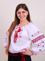 Вишиванка сорочка жіноча в білому кольорі з червоною вишивкою