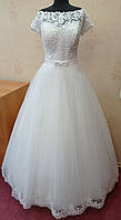 Шикарное белое свадебное платье с кружевом, вышивкой и коротким рукавчиком, размер 52, б/у