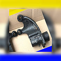 Кронштейн гальмівної камери ЗІЛ 130 передній лівий /130-3501121