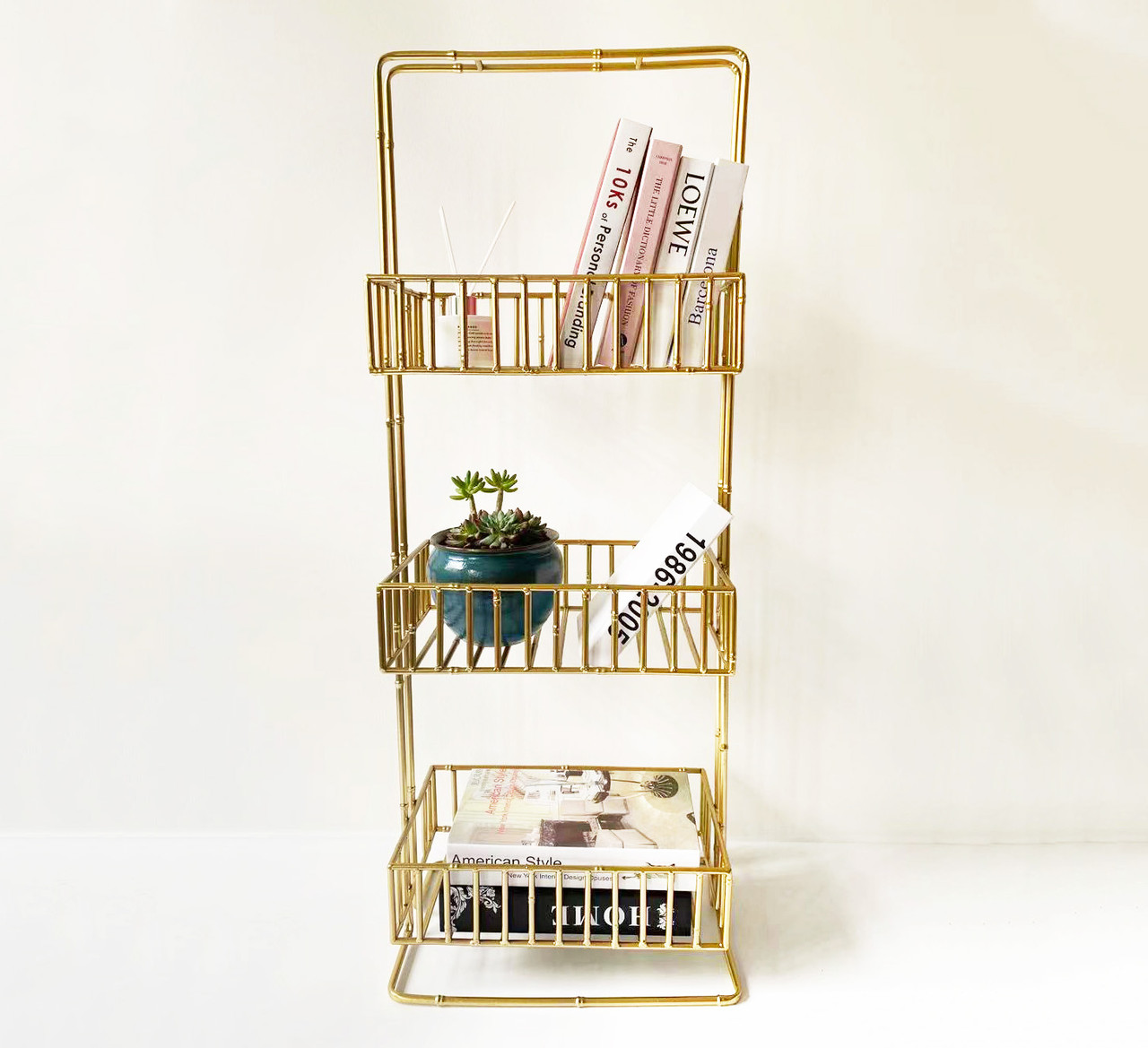 Декоративный Стеллаж на 3 Полки Из Золотистого Металла Гранд Презент ...