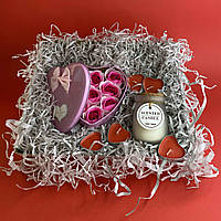 Подарочный набор мыла из роз и арома свечей ручной работы L'amoure Box (Нежно розовый)