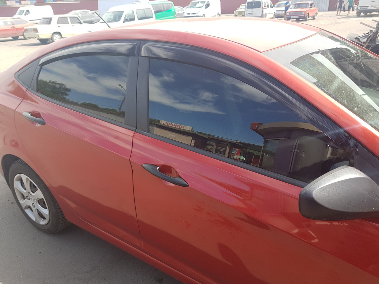 Дефлектори бічних вікон Hyunda Accent 2010 -