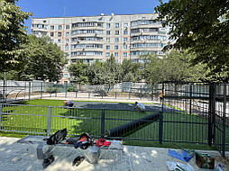 Укладка искусственной травы для панакорта. Харьков ул. Танкопия, 11А 1