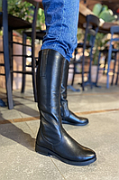Високі жіночі демісезонні чоботи зі шкіри чорного кольору