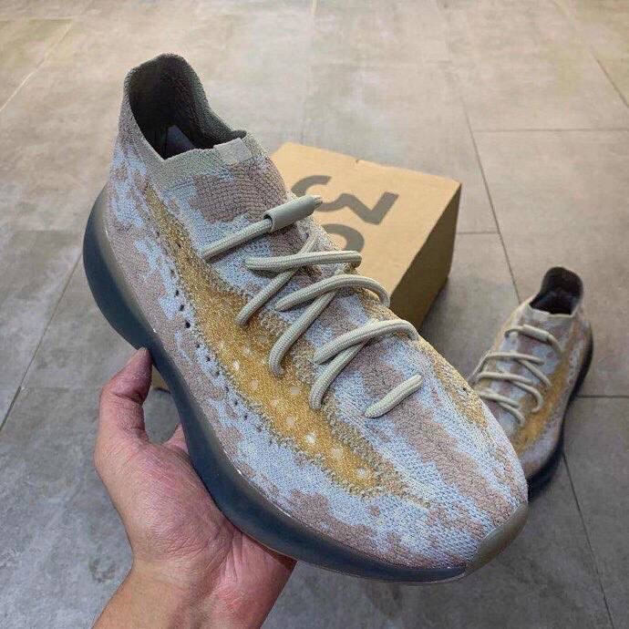 Кросівки Adidas Yeezy 380