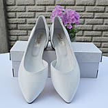 Шкіряні туфлі на маленькому підборі, фото 3