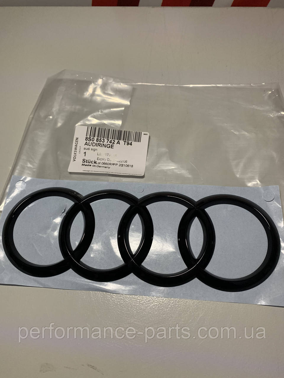 Емблема чорна Audi 8S0853742AT94, фото 1
