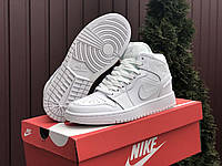 Женские стильные демисезонные кроссовки белые Nike Air Jordan прошитые, найк айр джордан