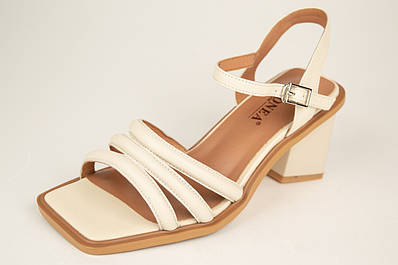 Женские босоножки geronea | Сравнить цены и купить по акции со скидкой ...