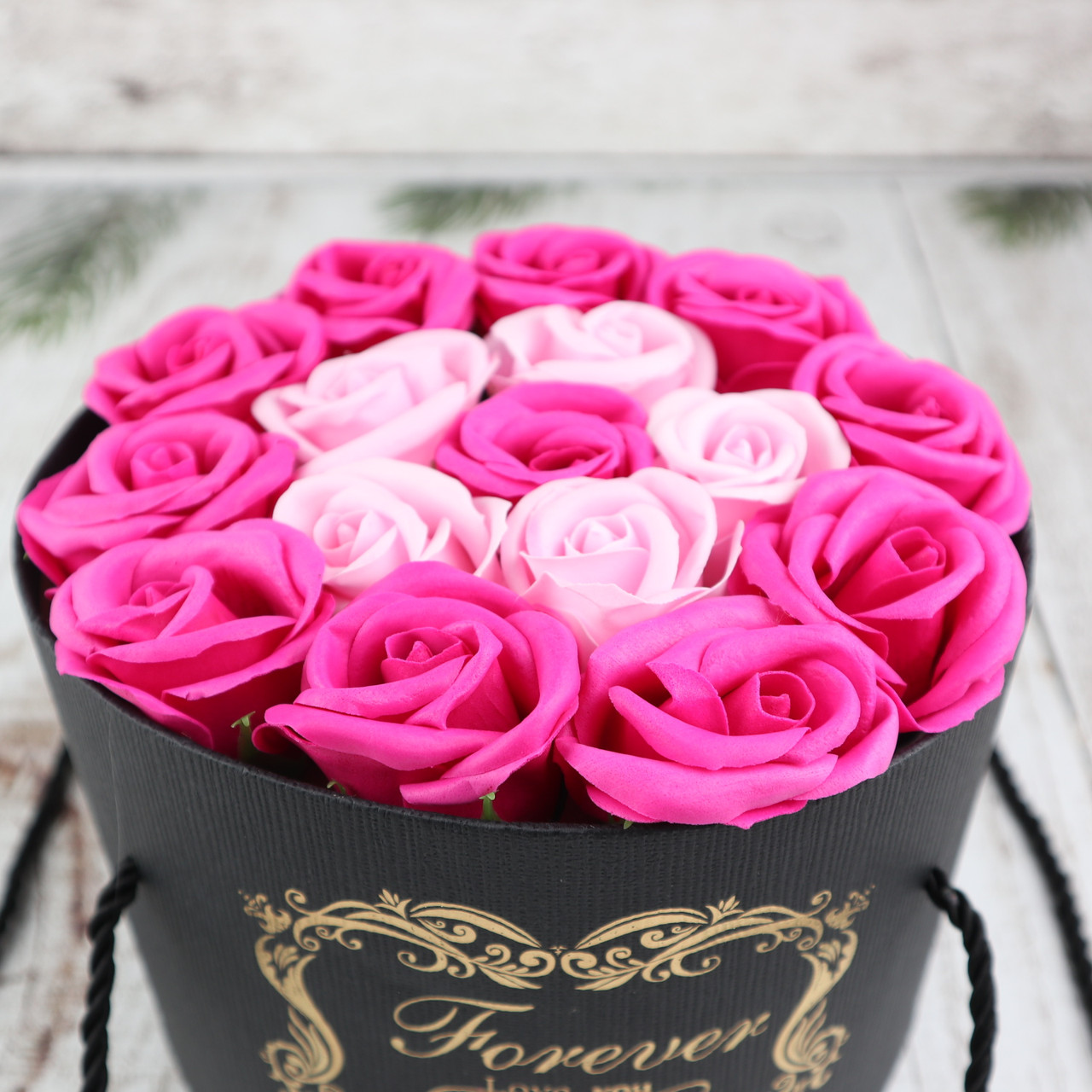 Подарочный набор букет роз из мыла в коробке-вазон Подарок девушке на 8 марта 14 февраля женщине Розовый ФОТО - фото 3 - id-p1587224175