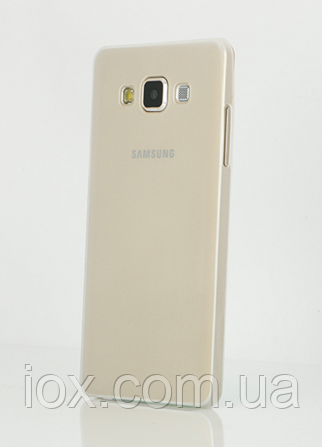 Прозорий пластиковий чохол для Samsung Galaxy A3