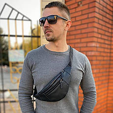 Чоловіча сумка бананок через плече, сумка на пояс і на груди з екошкіри чорна, фото 4