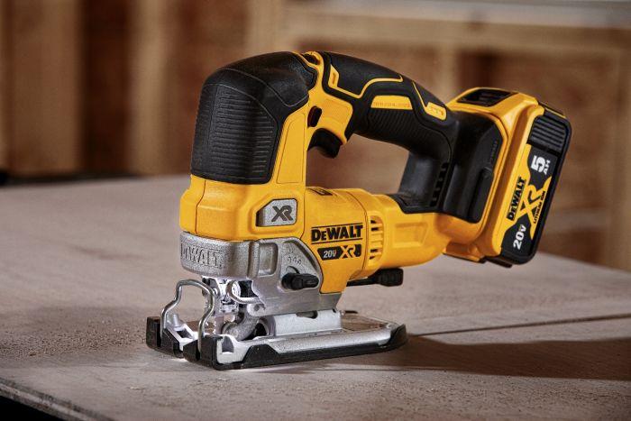 Аккумуляторный бесщеточный лобзик DeWALT DCS334B 18/20В Li (каркас) - фото 5 - id-p1035595858