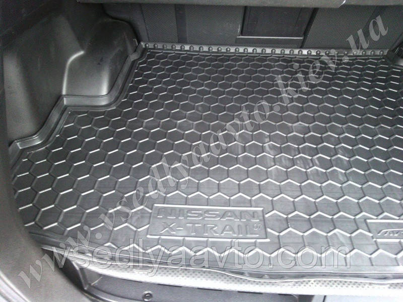 Килимок в багажник NISSAN X-Trail з 2007 р. (AVTO-GUMM) з органайзером