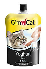 Йогурт Gimcat Yoghurt for cats ласощі для кішок, 150 мл