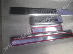Накладки на пороги Mitsubishi OUTLANDER II/XL з 2006 р. (Premium)
