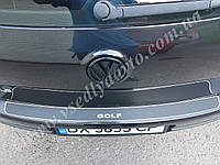Накладка на бампер Volkswagen GOLF 5 (3/5-дверка)(2003-2008) (Carbon)