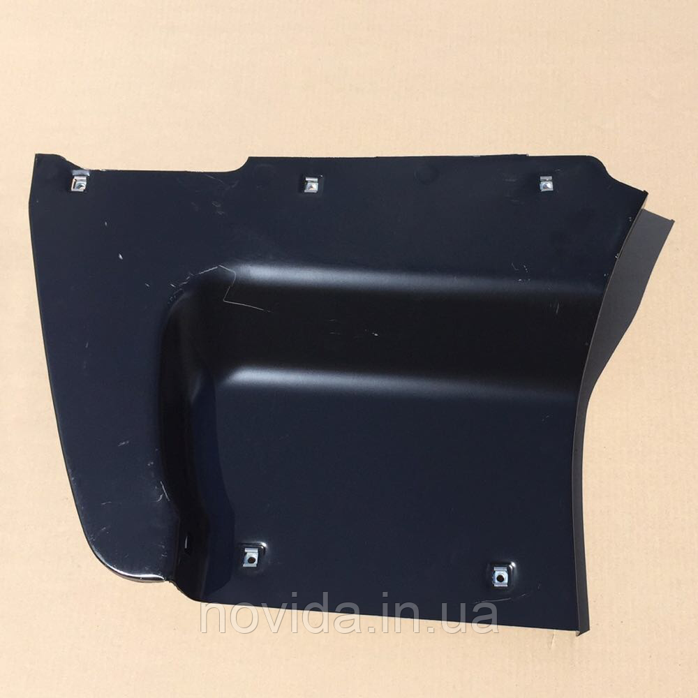 Щиток підніжки лівий КАМАЗ 5320-8405111