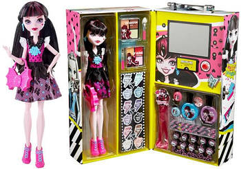 Модний Кейс Monster High и лялька Дракулаура Fashion Doll Case " Draculaura"