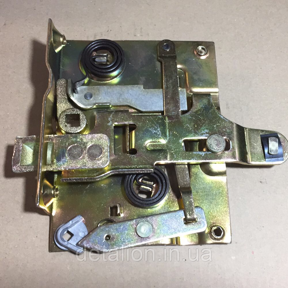 Замок дверей КрАЗ правий 81-6105012-Б, фото 1