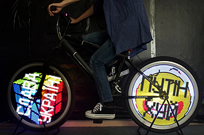 Програмована підсвічування MIXXAR YQ8003 на колесо велосипеда 26", створення анімації в колесах