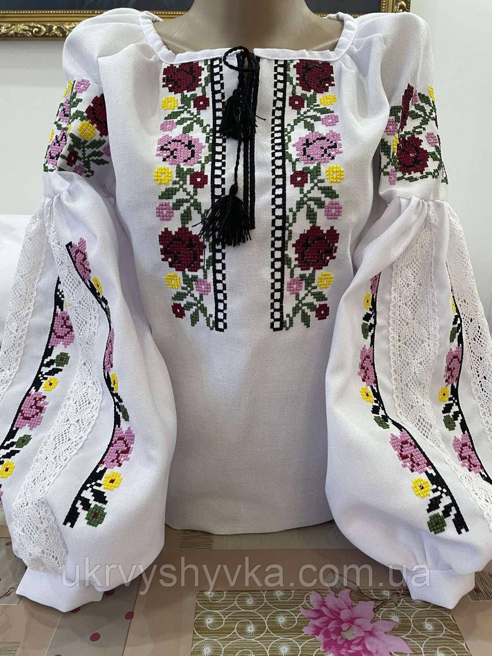 Сучасна блузка "Соната"