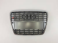 Решетка радиатора в стиле S-Line на Audi A6 C6 2004-2011 год Серая с хромом