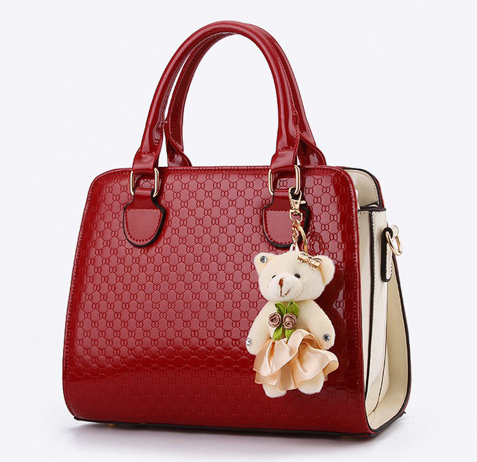 Стильна жіноча сумка Valenkuci червоний з косметичкою і брелоком