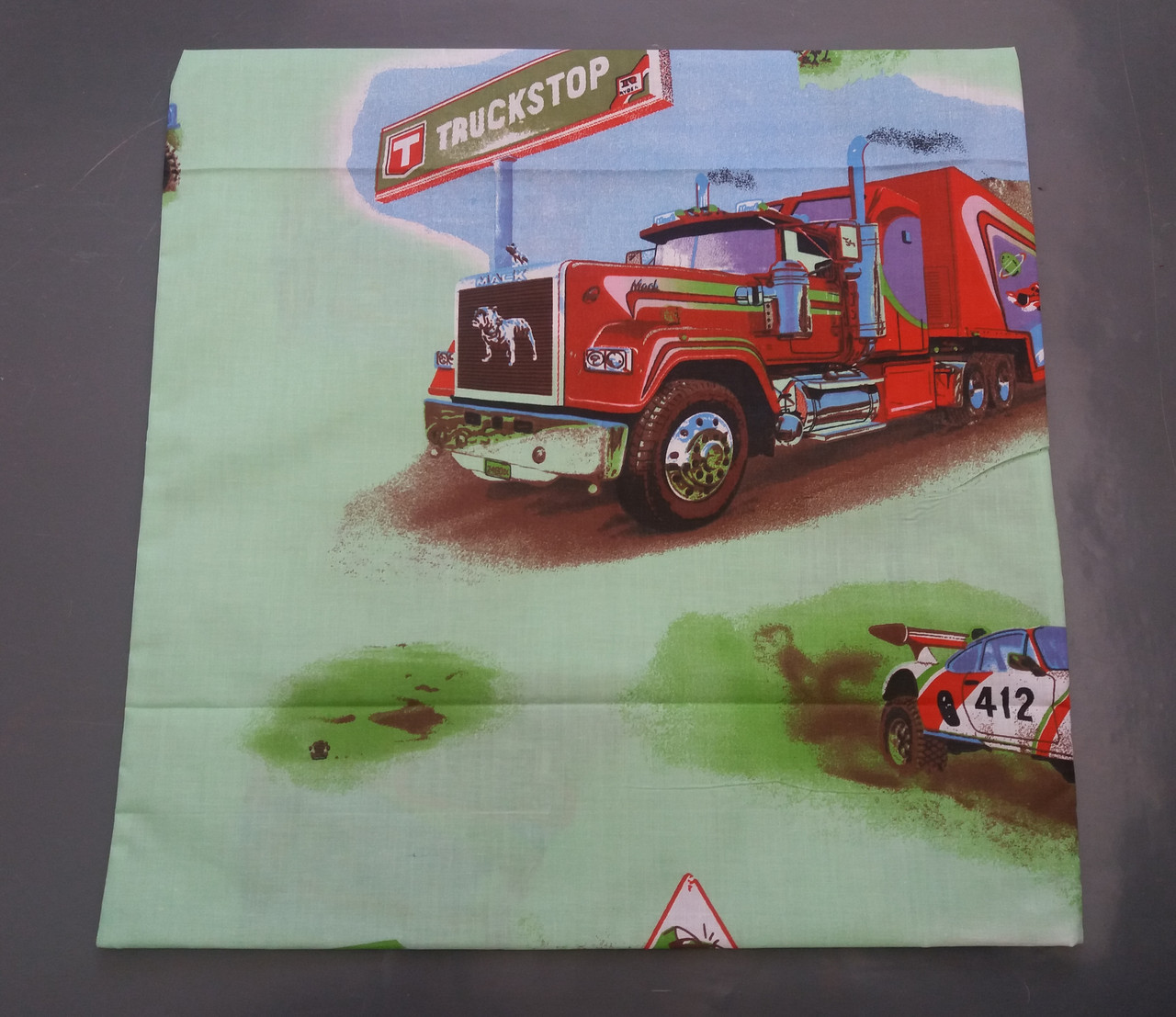 Наволочка бязь 45х45, принт: Вантажівка