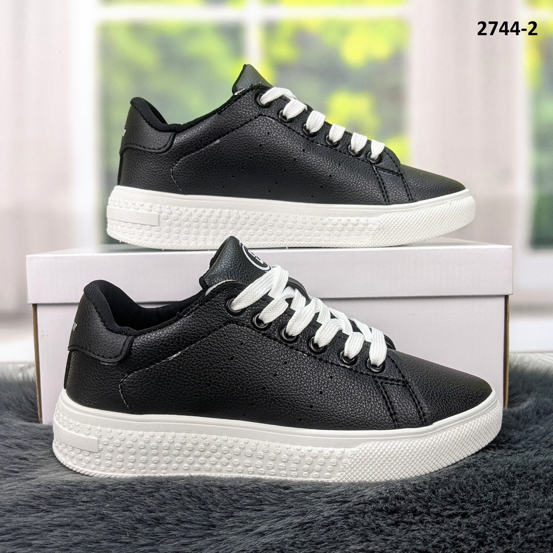 Кросівки жіночі чорні еко-шкіра Bromen Україна