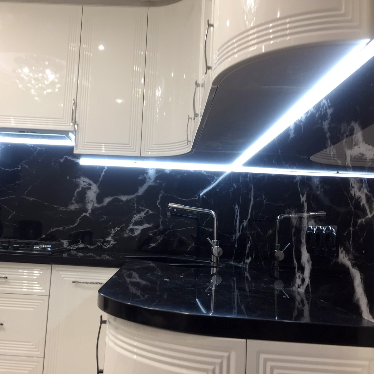 Склопанель для кухні Фартух Чорний мармур, фото 1