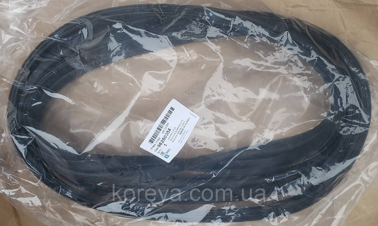 Ущільнювач кришки багажника Сенс Ланос седан. GM 96250354, фото 1