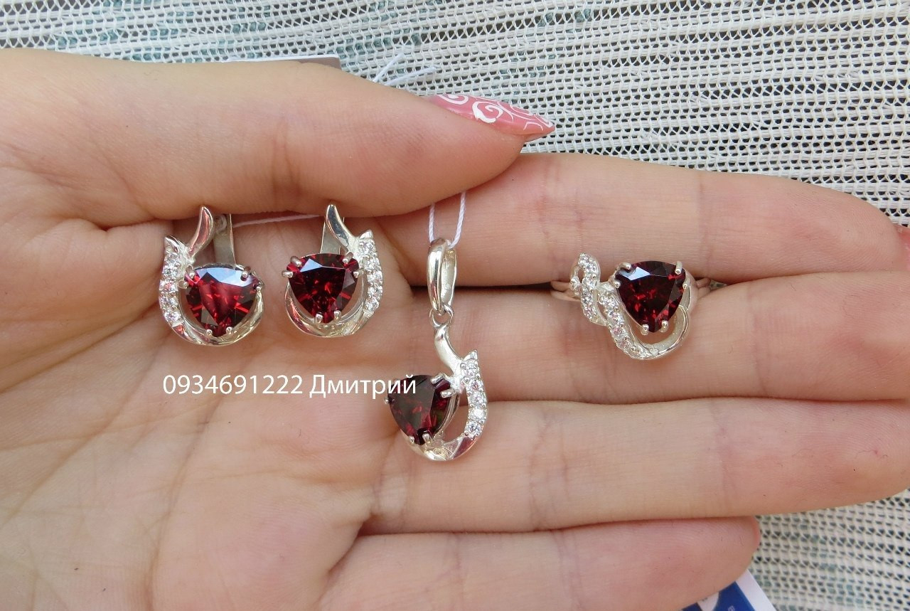 Серебряный набор серьги+кольцо+подвеска - фото 1 - id-p299031676