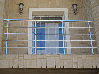 Перила алюминиевые на балкон с леерами серебро