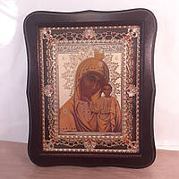 Икона Табынская Божей Матери, лик 15х18 см, в темном деревянном киоте с камнями