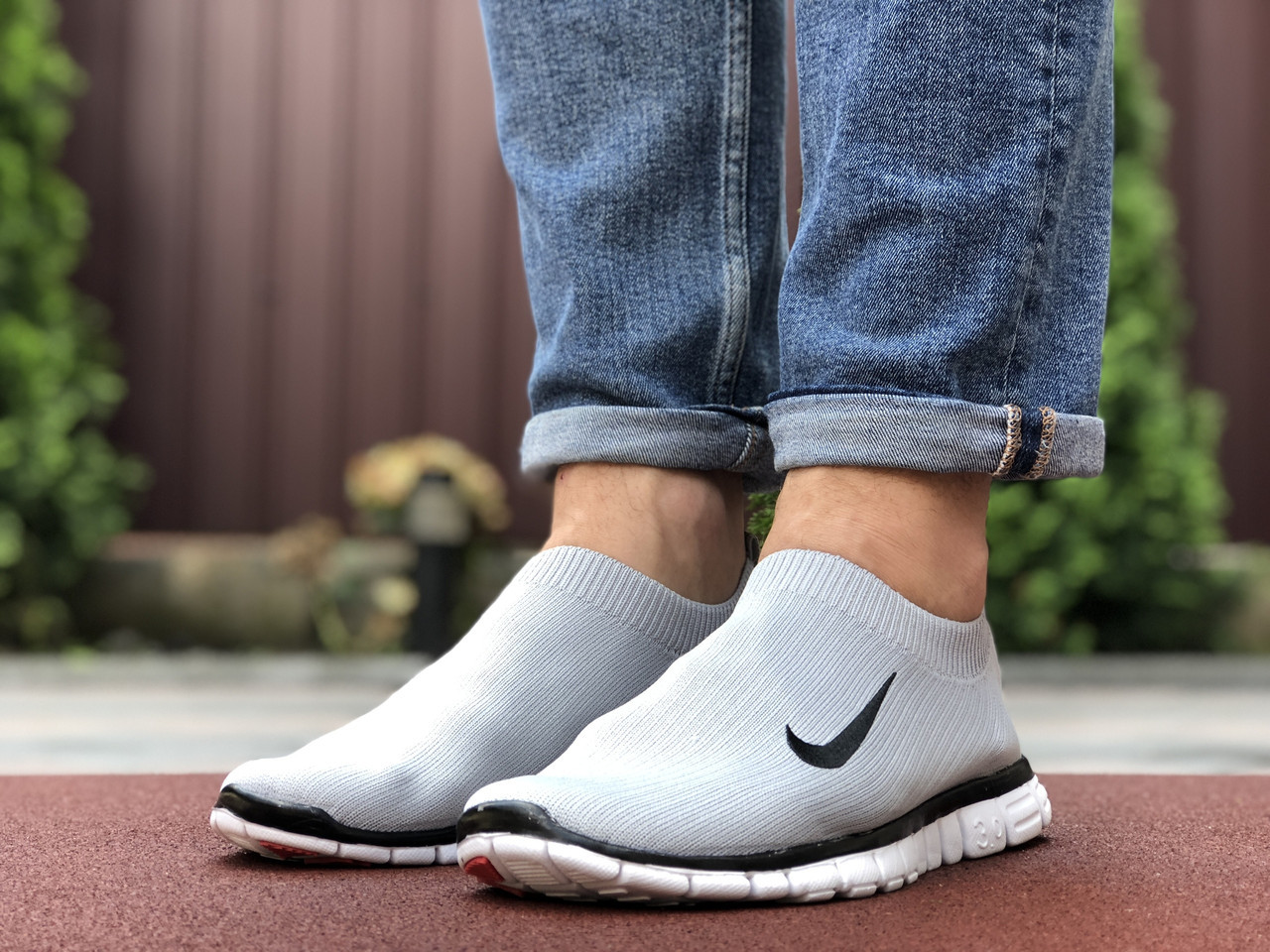Чоловічі кросівки Nike Free Run 3.0 світло сірі 41