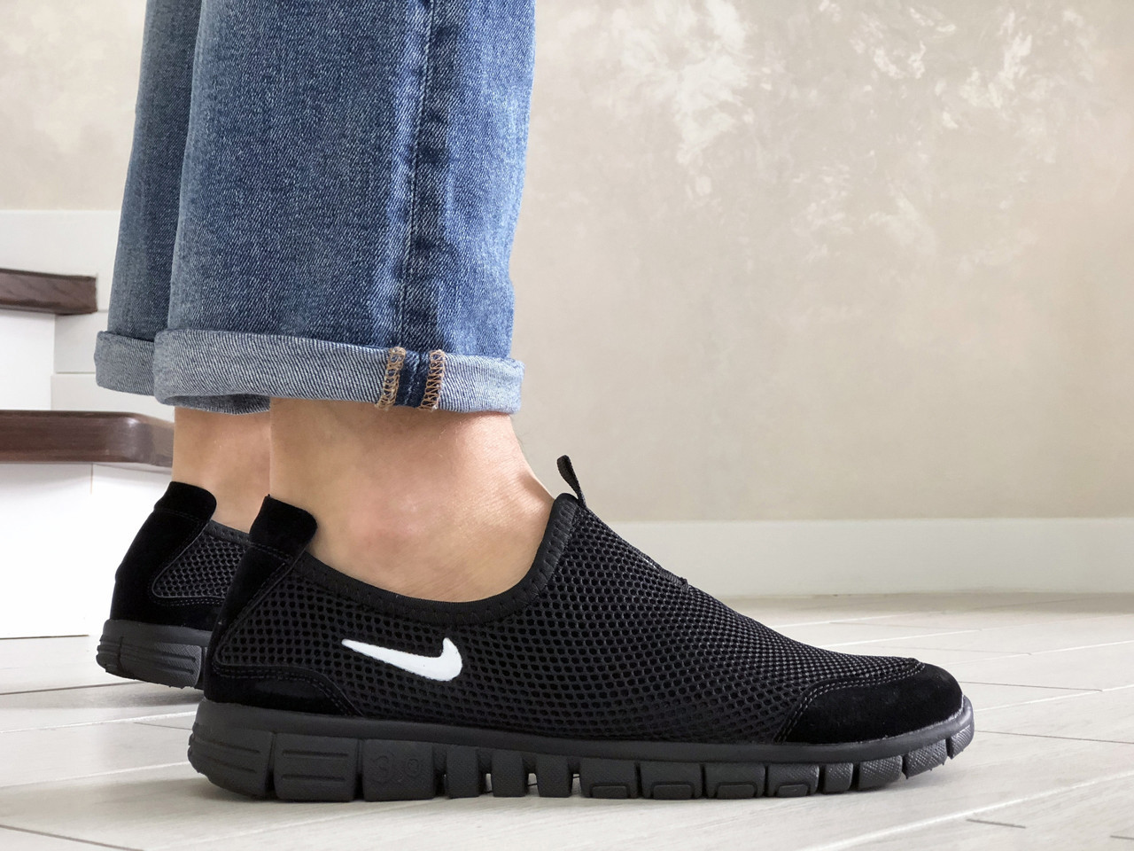 Кросівки чоловічі Nike Free Run 3.0 чорні \ логотип біле 42