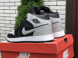 Чоловічі кросівки Nike Air Jordan чорні з сірим 42, фото 4