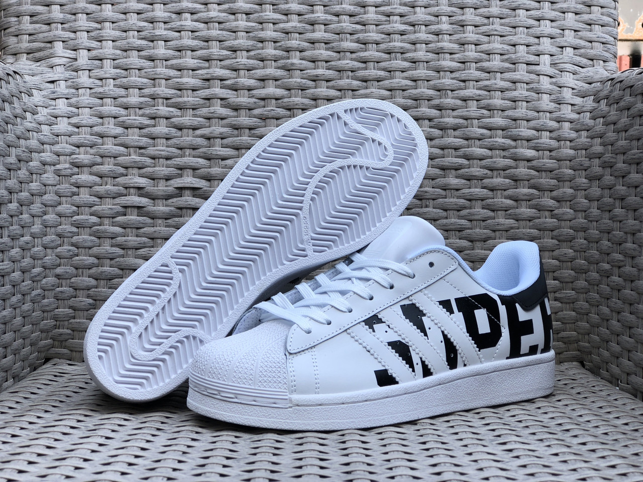 Чоловічі кросівки Adidas Superstar білі