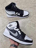 Женские кроссовки Nike Air Jordan черные с белым кожаные высокие демисезонные повседневные найк аир джордан