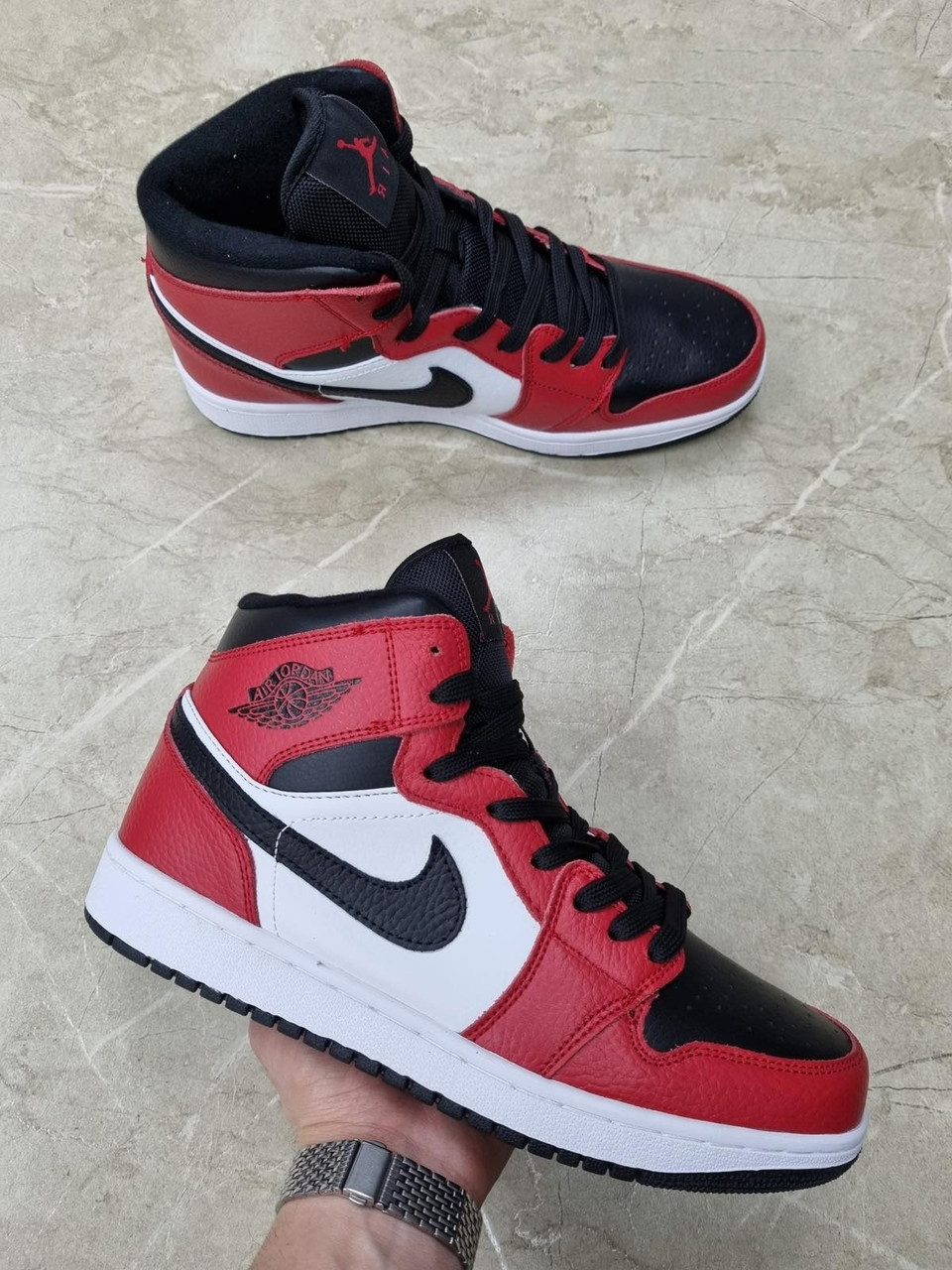 Кросівки жіночі Nike Air Jordan червоні з білим 36, фото 1