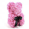Кращий подарунок: ведмедик з штучних 3D троянд 25 см. Колір: рожевий, фото 3