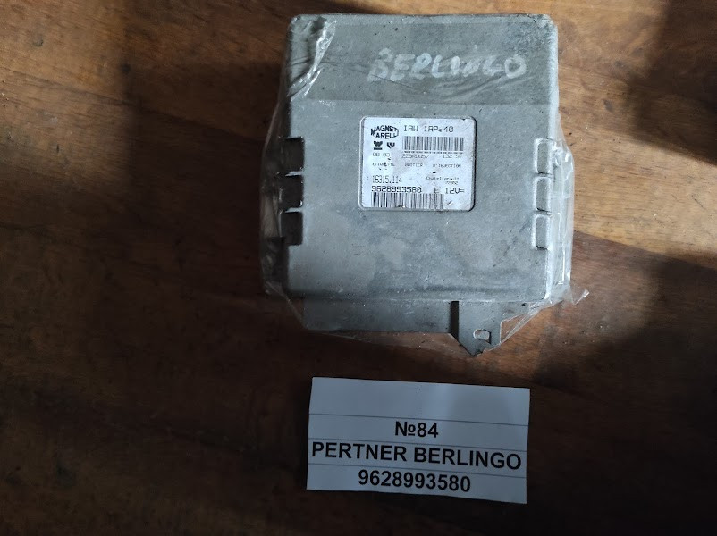 No84 Б/у Блок управління двигуном 9628993580 для Peugeot Partner Citroën Berlingo 1996-2008