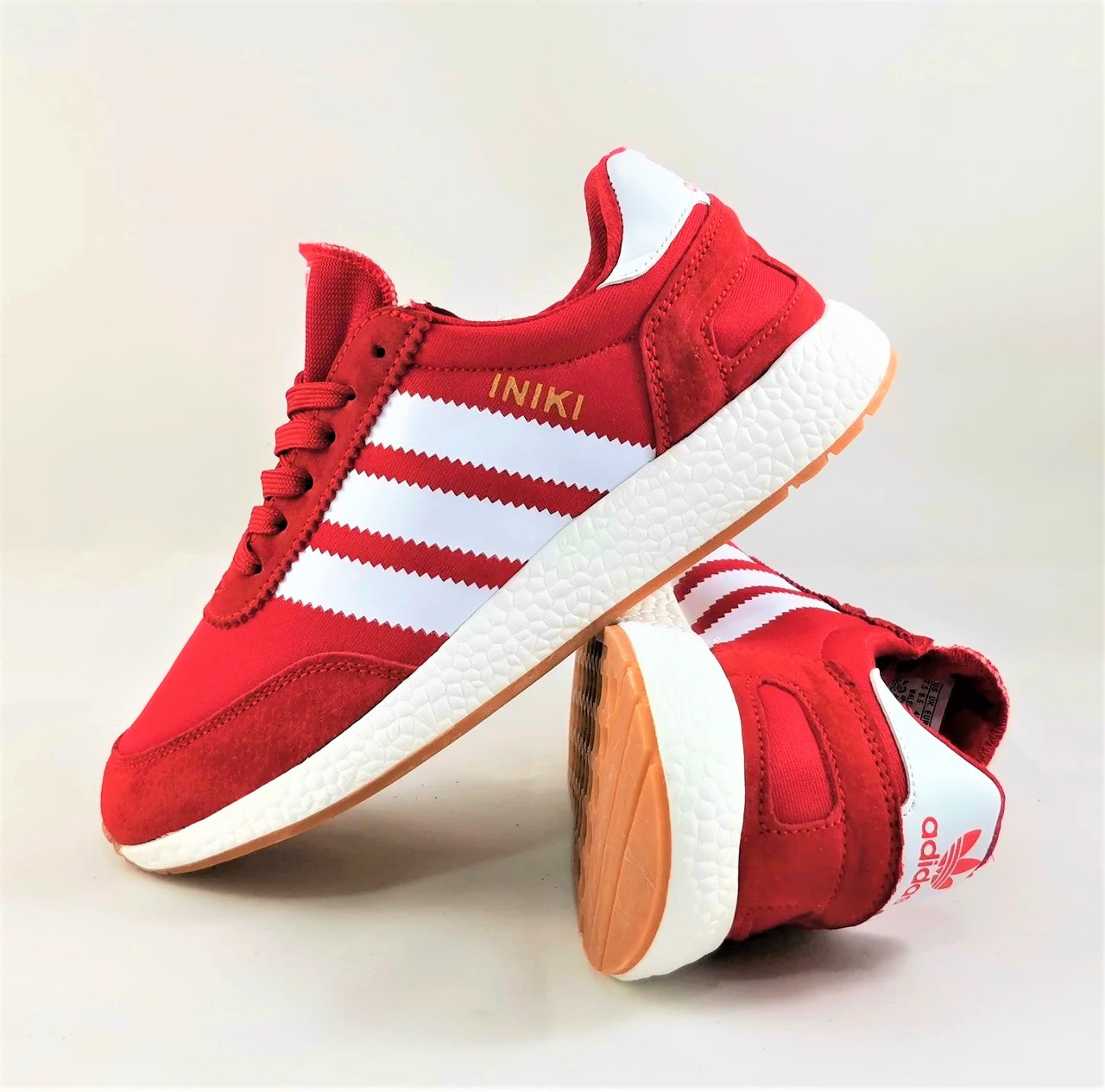 Найк адидас Iniki